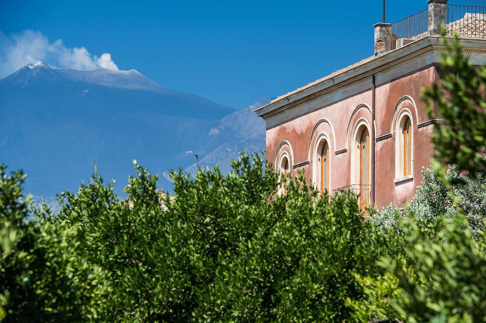 Zash Country Boutique & 3* Riposto